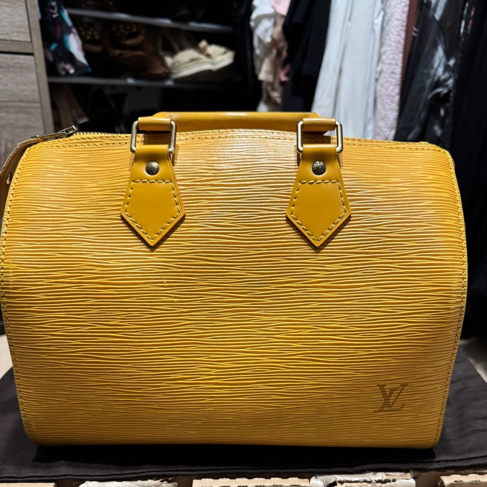 Louis Vuitton Mustard Yellow speedy 25